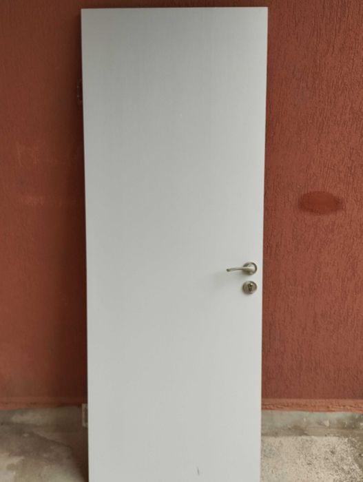 Интериорни врати