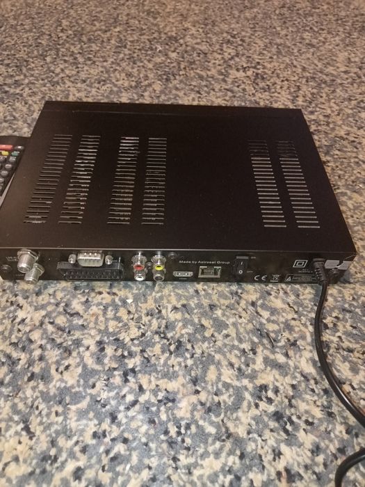 Продам ресивер спутниковый