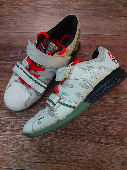 Кроссовки "Fila", "Riebok". 42.