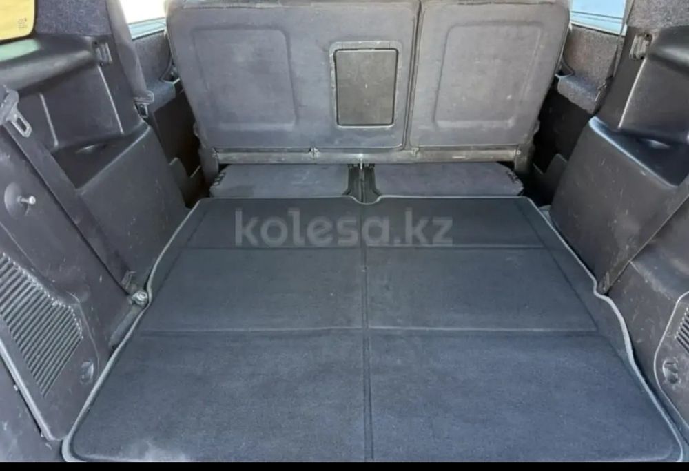 Только сегодня за 290000. Продам Opel Zafira A, 2002 г.в., белый