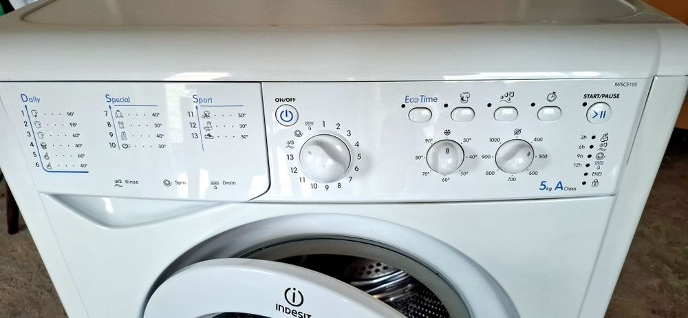 Страхотна пералня Indesit IWSC5105