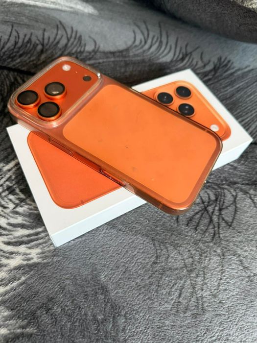 Vand iphone 17 pro  256 gb fullbox impecabil