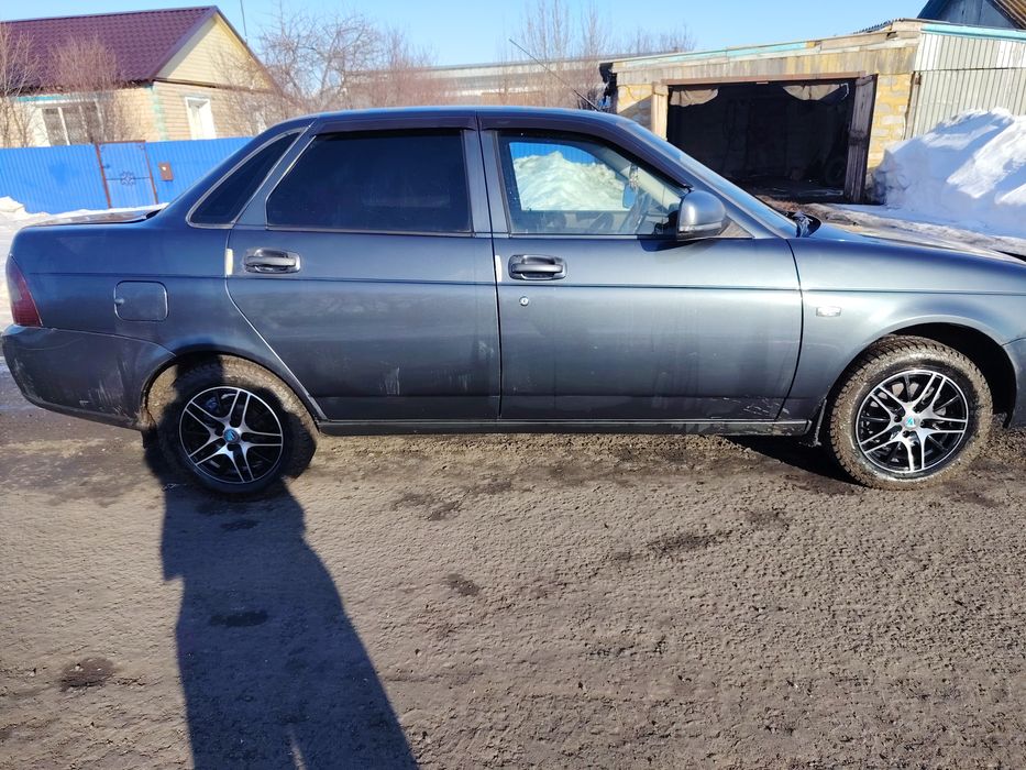 Продам приору 2012г