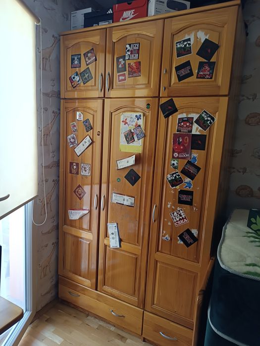 Обзавеждане от чамово дърво
