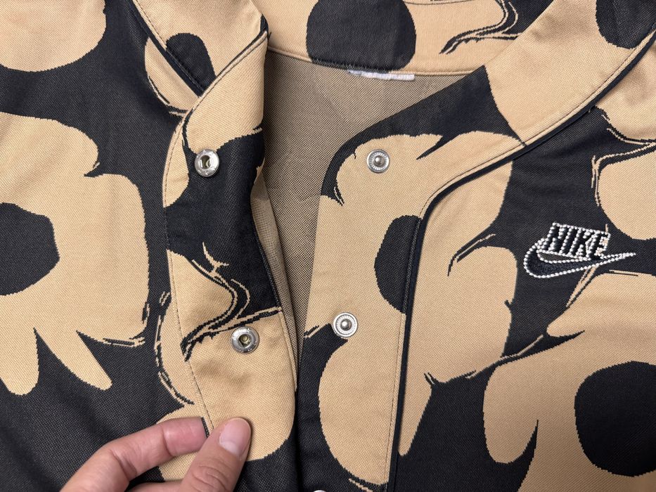 Футболка женская Nike