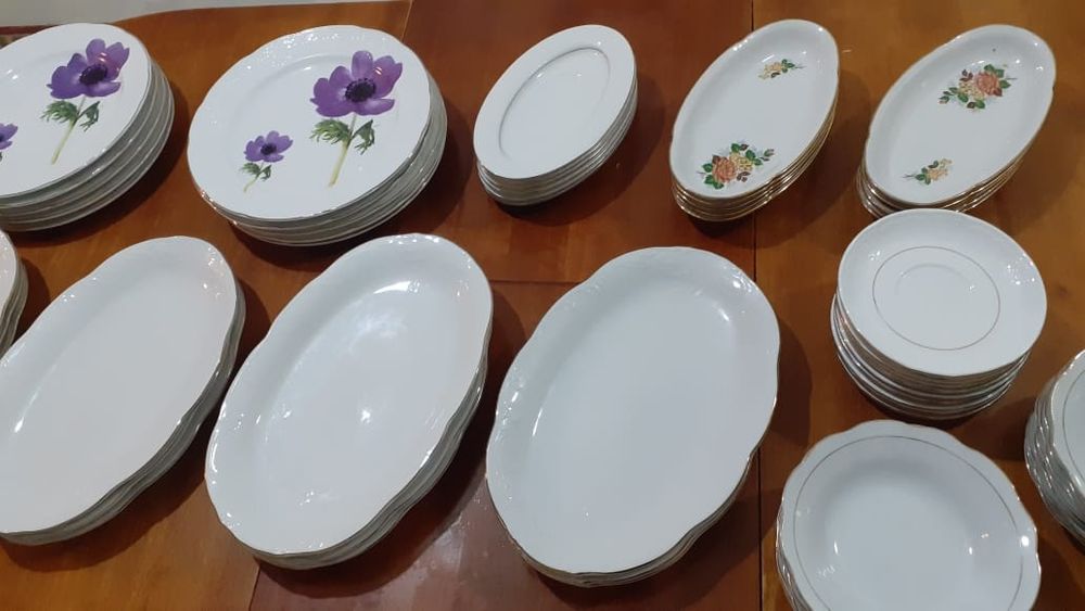 Посуда для столовых и для кухни