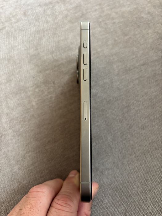 iPhone 15 pro max 512