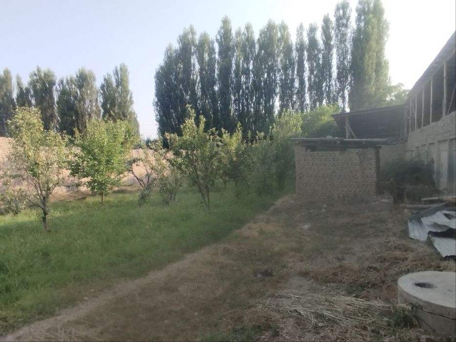 Участка сотилади