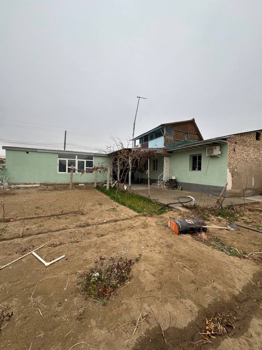 Продается участок 9 соток, 4 комнаты, кухня отдельно