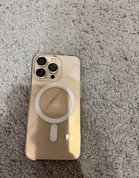 iPhone.  13  pro