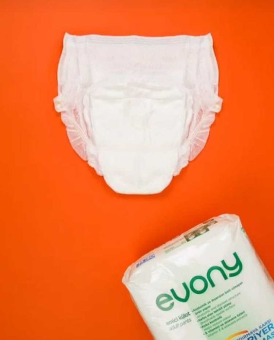 Подгузники-трусы Evony