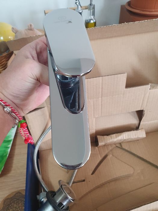 Смесител за мивка ( баня) Идеал стандарт