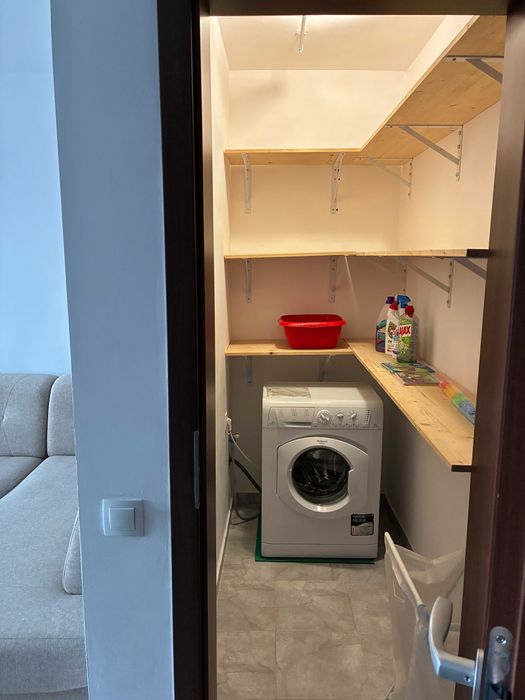 Proprietar inchiriez apartament 2 cam STUDIO 44mp et.4/5 TOT NOU 10 min mers metrou APARATORII PATRIEI M2 + parcare pt cei cu masina