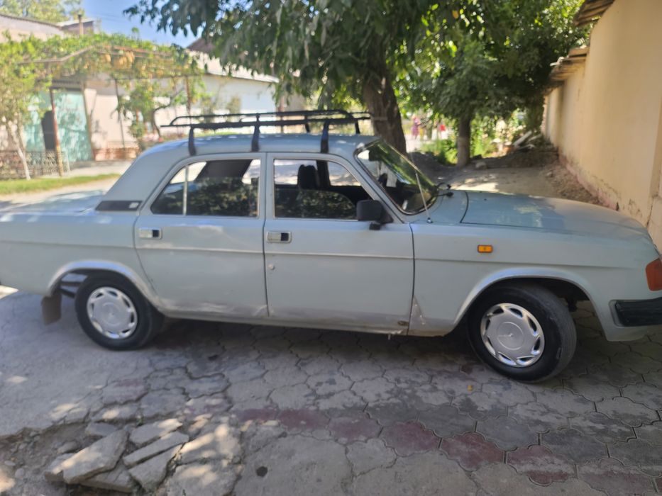 Волга  GAZ 31029