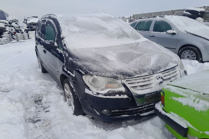 Motoras macara geam fata stanga 1K0959793J / 1T0959701D 1K0959793J /