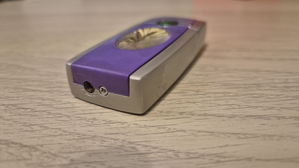 Bricheta metalica reincarcabila, functionala