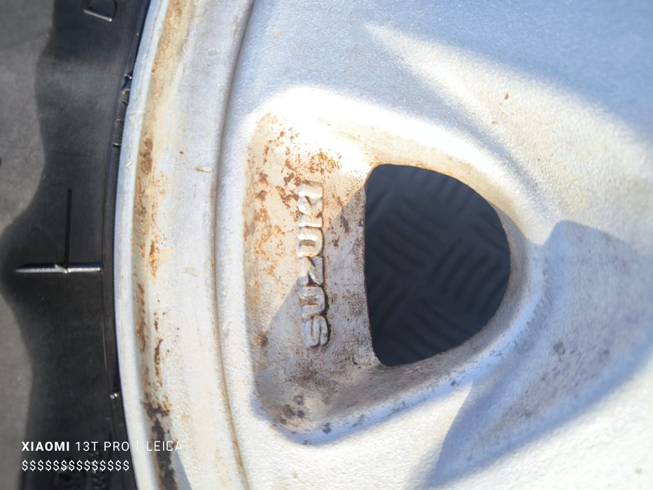 Гуми с джанти за Suzuki