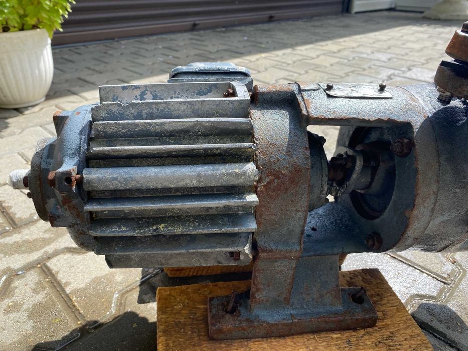 Насос отопления центробежный, консольный