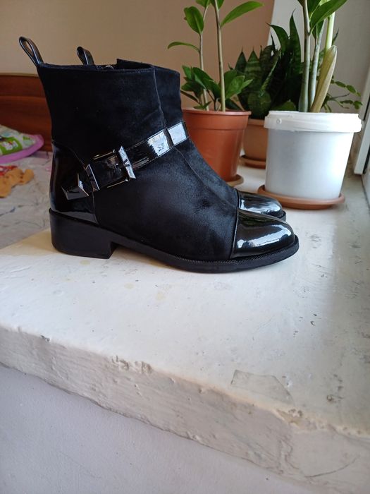 Демисезонные ботинки