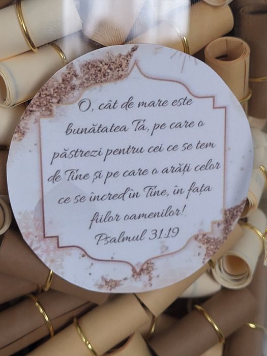 Borcan cu 330 versete biblice