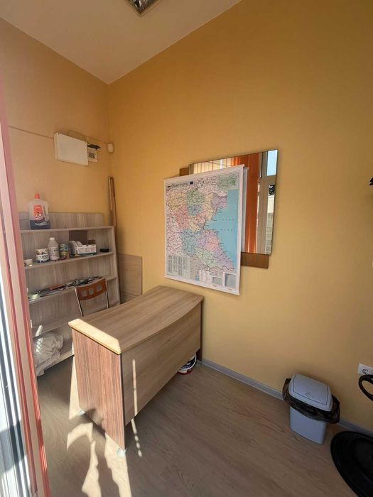 Продава се Магазин в Поморие - 30 кв.м за 1367 €/кв.м - Снимка #3