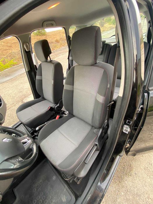 Продавам рено сценик 2013г 1.5 дци