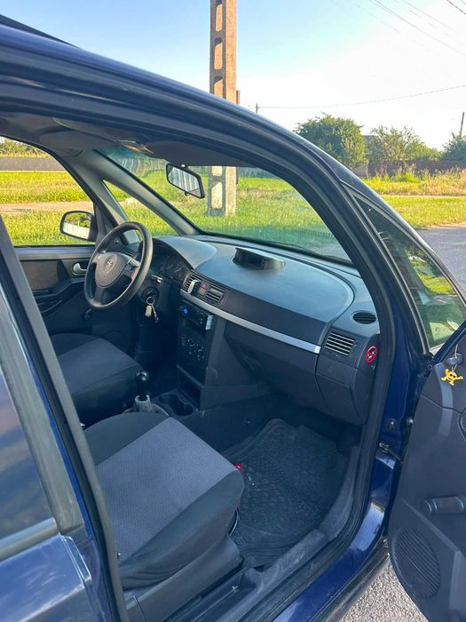 Opel meriva , an 2003 motor 1.6i