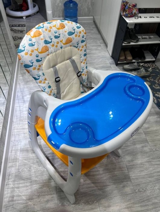 Стулчик для кормления - парта для малышей универсальный 2в1