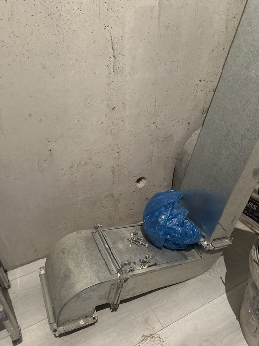 Труба для вытяжки с запчастями