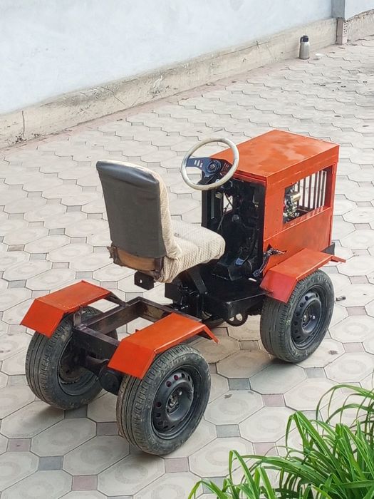 Minitraktor sotiladi 4×4