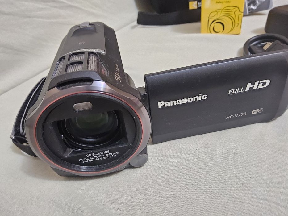 Panasonic V770 camera video