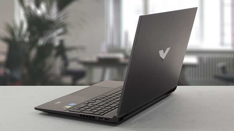 HP Victus 16 i7-12700