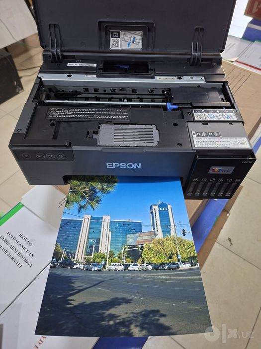 EPSON L8050 holati yaxshi yangiday kup oq qara chqorilgan