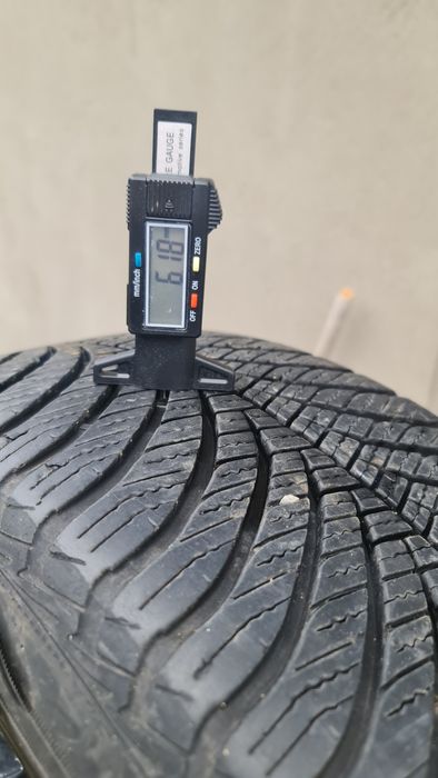 Anvelope  Goodyear Vector 4Seasons  225/55/r17