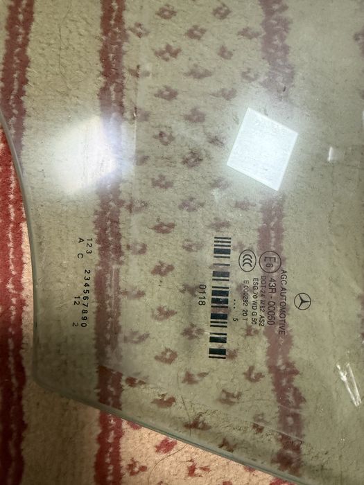 Дясно предно стъкло за Mercedes S-klass W222