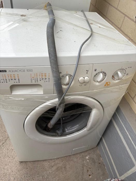 продам  холодильник  40 тыс