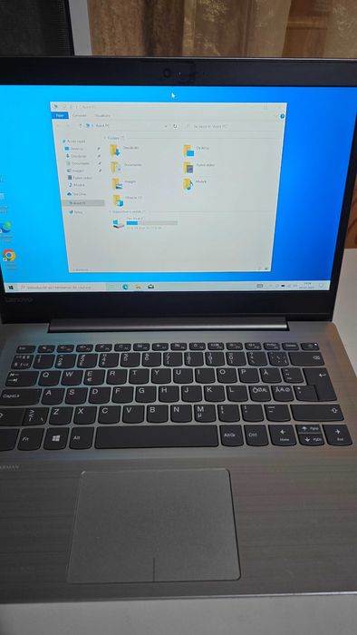 Lenovo slim cu procesor i3 gen 7A
