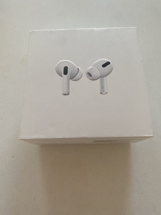 Коробки от наушников airpods pro