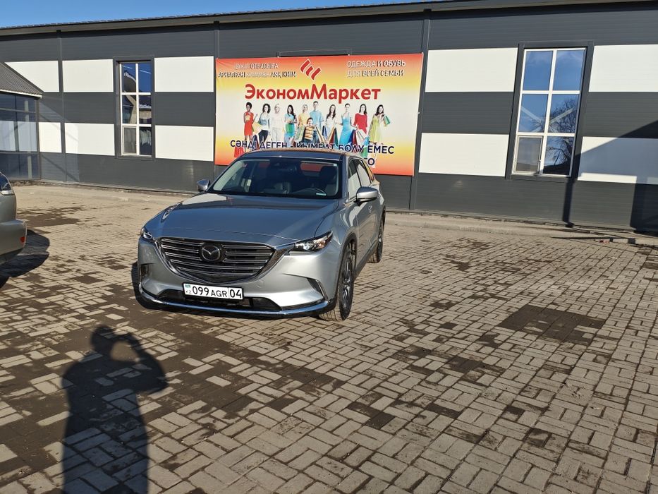 Продам машину Mazda CX-9