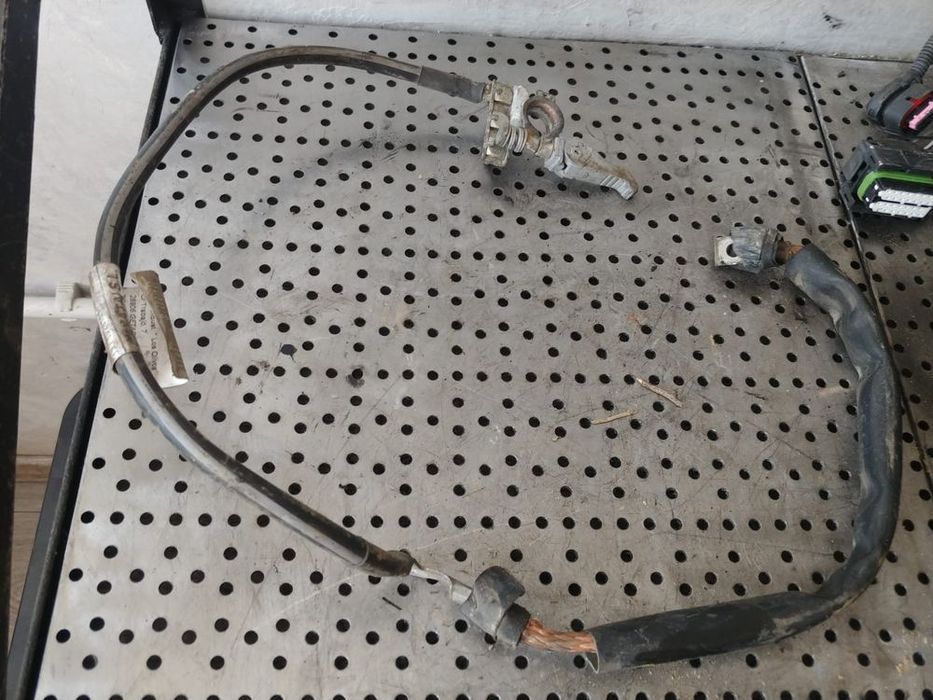 cablu borna baterie 1.4 b 198a4000 alfa romeo giulietta 940 505252940