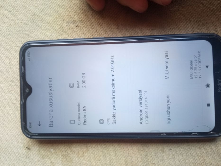 Redmi 8a 2/32 gb narxi 650 000 ming kelishiladi