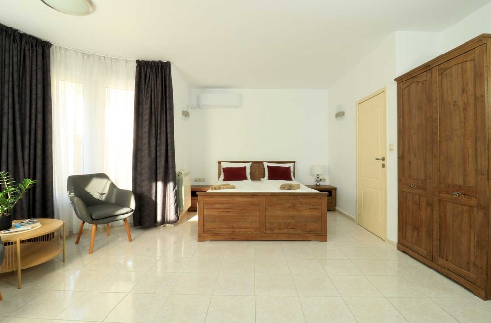 Дава се под наем Къща в Варна, м-т Св. Никола - 500 кв.м за 2992.17 € - Снимка #21