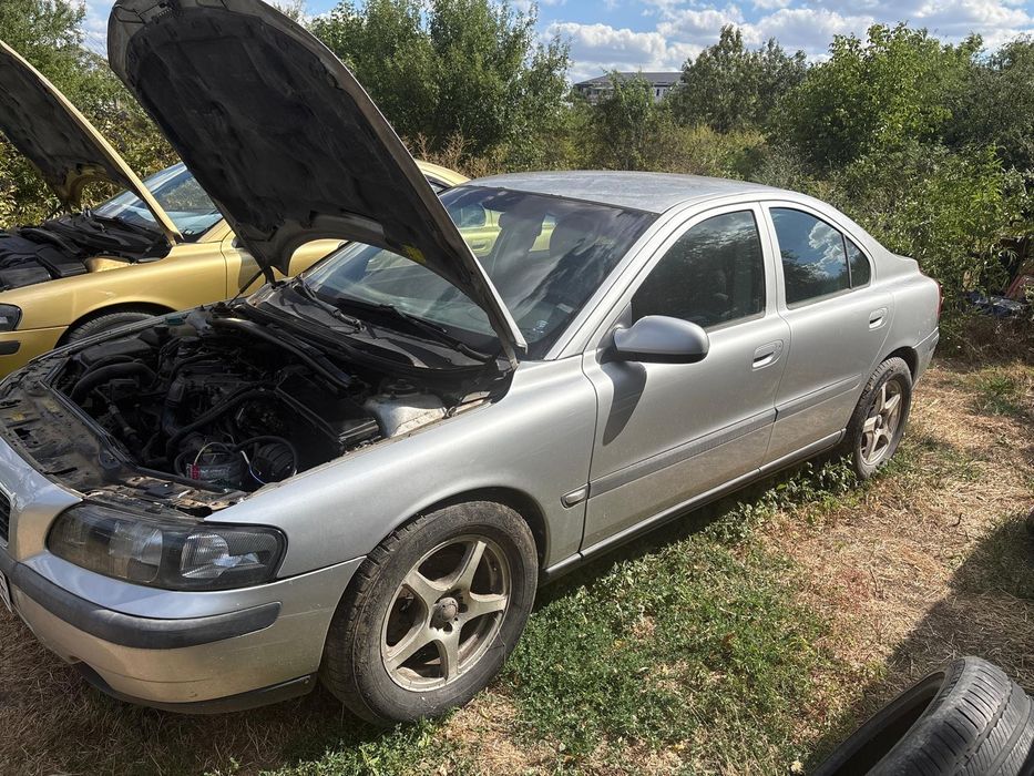 Vând volvo s60 2.4 d5 cutie manuala
