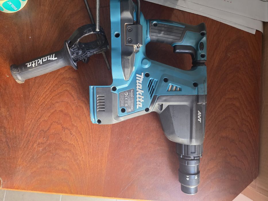 Coican rotopercutor Makita DHR281 -Defect