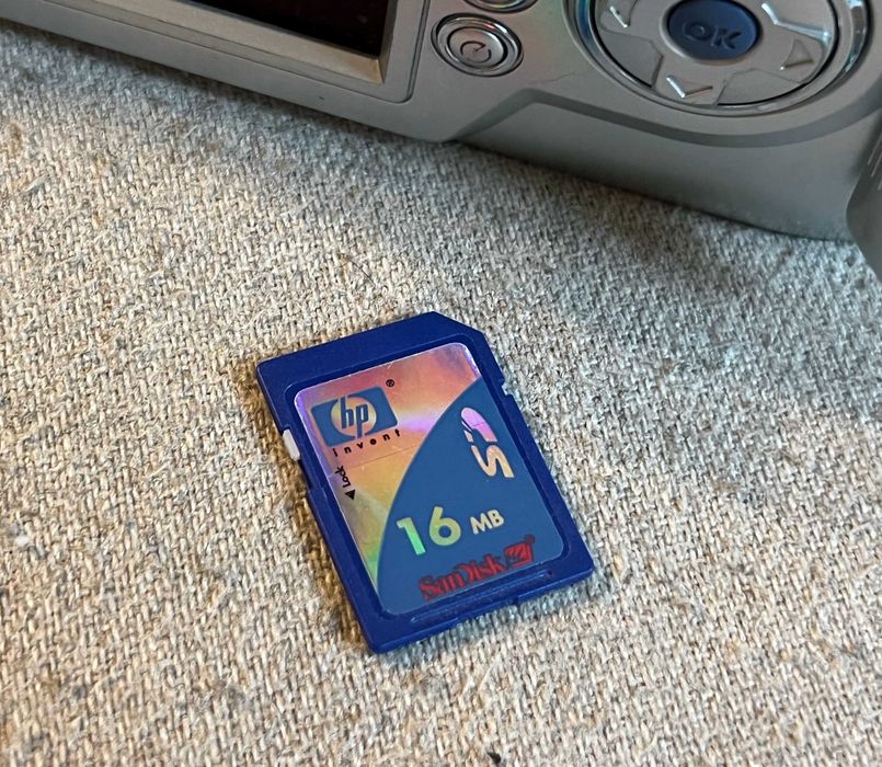 Aparat foto digital HP Photosmart 850 functional, card inclus