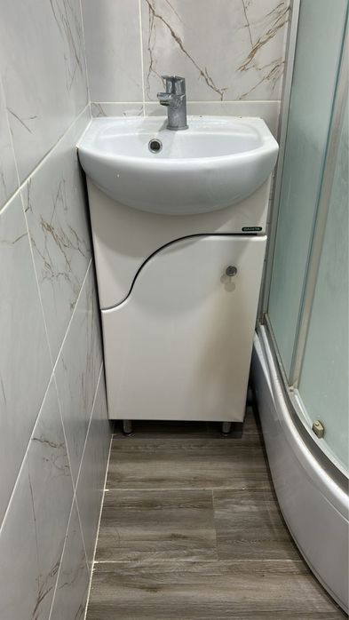 Душевая кабина 90 на 90