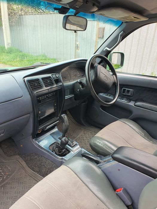 Тоета сюрф185 2.7