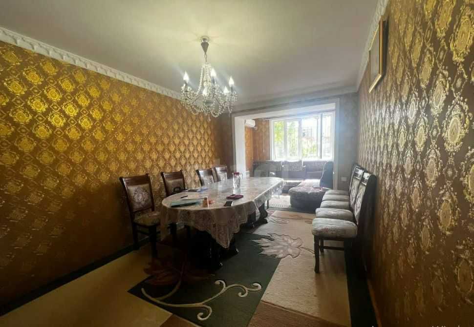 Срочно продам 3/1/4. Кирпич. Парк Фуркат,Магнит.Мирабадский район.