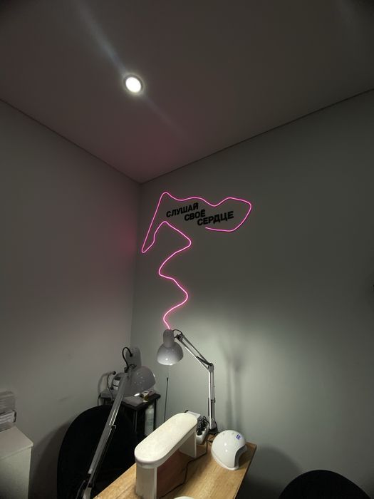 сдам в аренду маникюрный столик