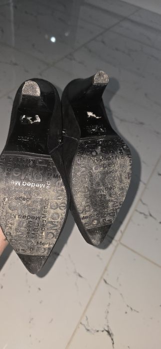 Cizme inalte piele intoarsa